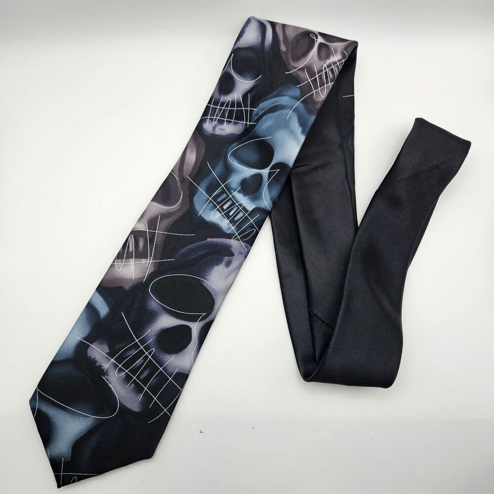 J Garcia Plague Entity 62 Skulls Goth Metal Grunge 100% Silk Tie 60 5/8x3‎ 3/8"